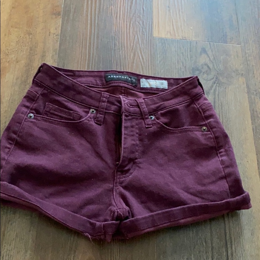 maroon jean shorts